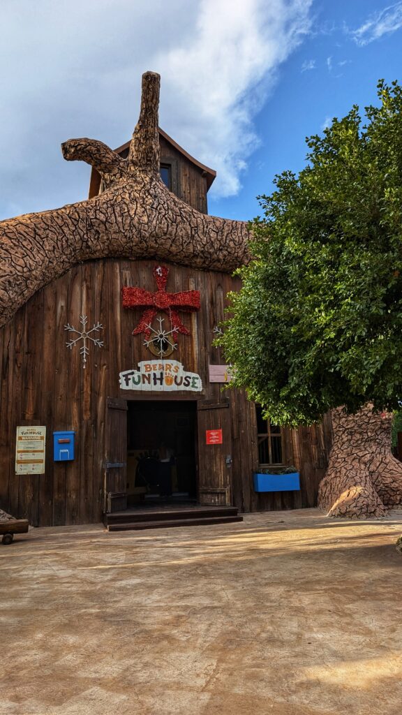 The Land of Legends Masza i Niedźwiedź